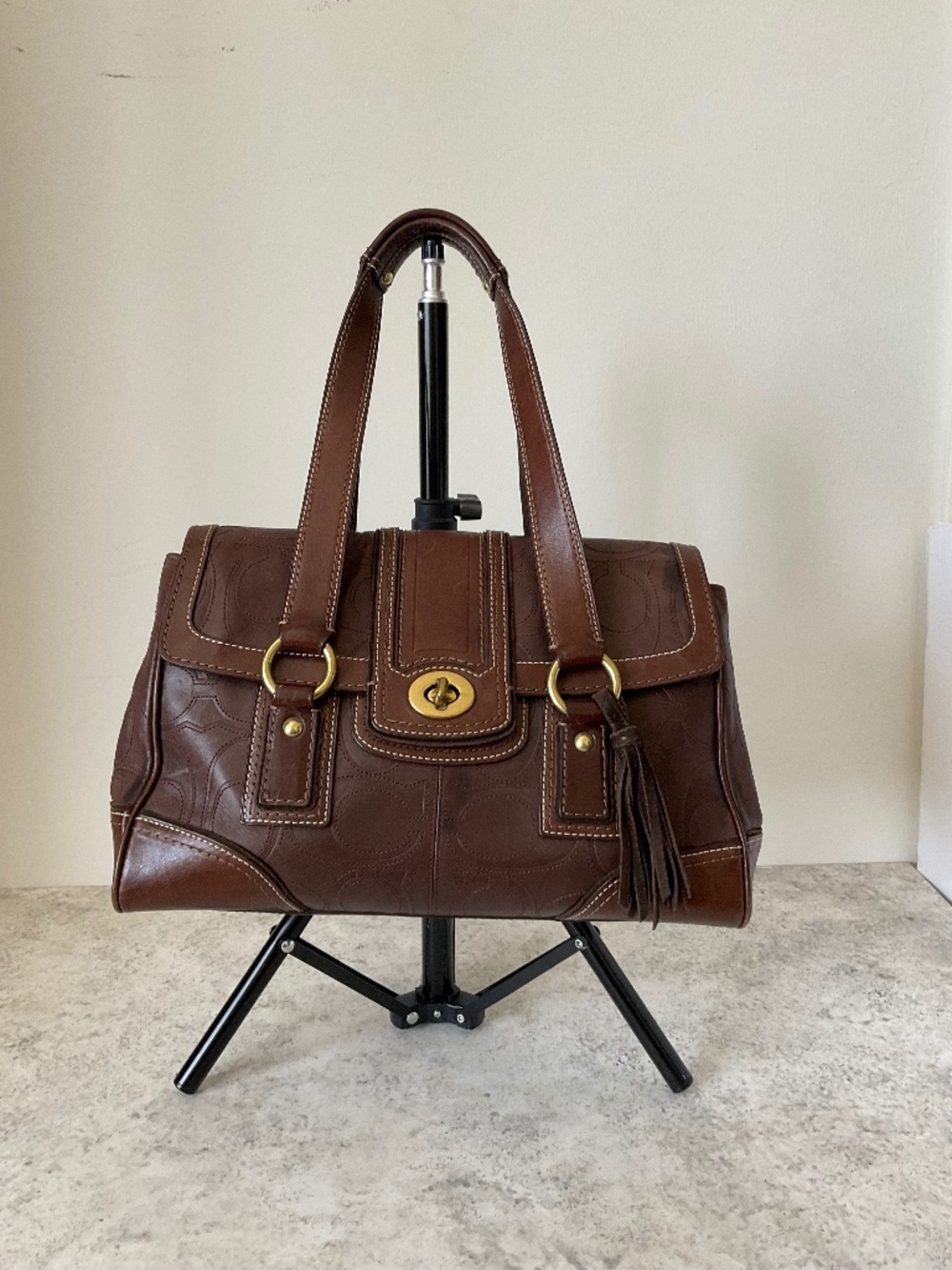 Vintage Coach Brown Leather Signature C Shoulder Bag Turn Lock Tassel